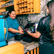 Negocios hondureños usando Yalocobro